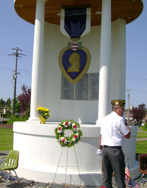 VFW Ladies Auxiliary wreath