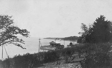 Hamilton Boat Landing - Chutes Beach.